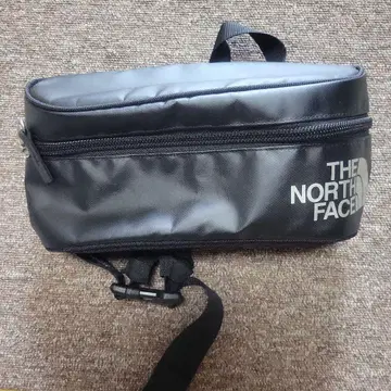 THE NORTH FACE 블랙 바디백