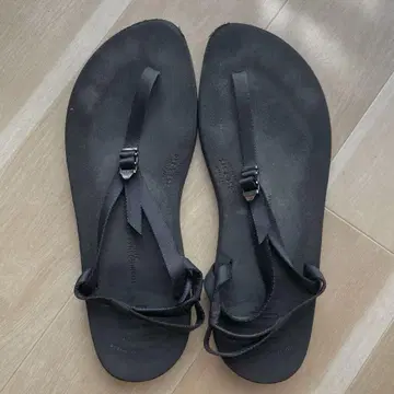 뷰티풀슈즈 BEAUTIFULSHOES 베어풋 샌들