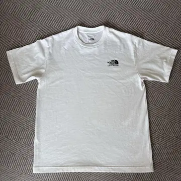THE NORTH FACE 티셔츠 M 사이즈