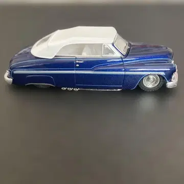 GREENLIGHT LOWRIDERS 머큐리 미니카