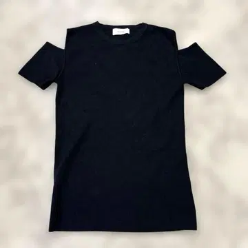 새상품급! [ emmi atelier ] 커팅 디자인 니트 풀 블랙