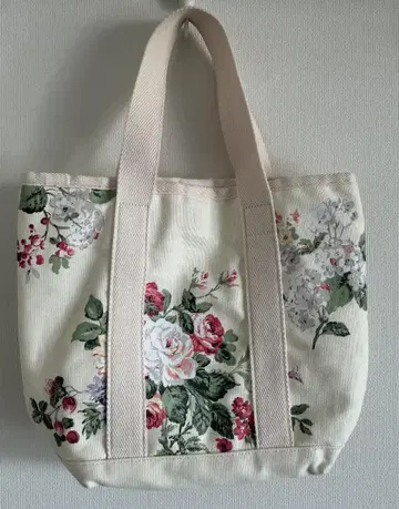 LAURA ASHLEY (로라 애슐리) 로즈모어 패턴 토트백 S
