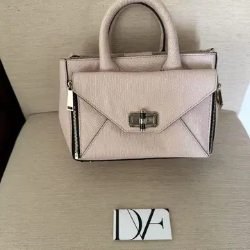 DIANE von FURSTENBERG 핸드백 가죽제품