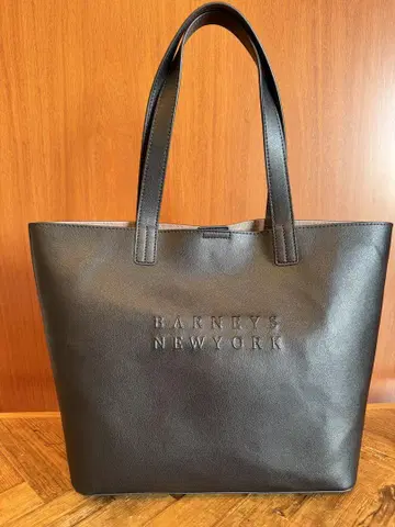 BARNEY'S NEW YORK 로고 토트백 (M) 블랙