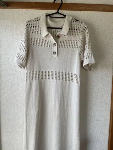 Alley by w closet 메쉬 보더 니트 폴로 원피스 아이보리