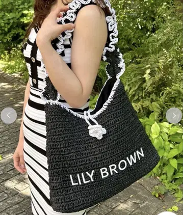 LILY BROWN x MARY QUANT 페이퍼 라운드 프릴 백