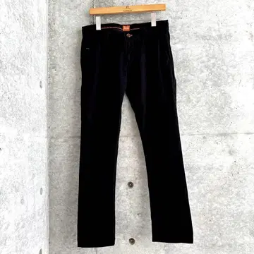 HUGO BOSS 블랙 치노 팬츠 스트레치