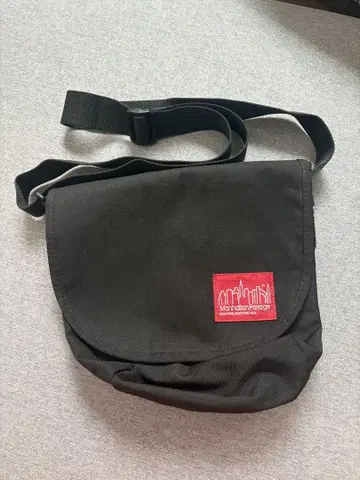 Manhattan Portage 숄더백 블랙 맨해튼