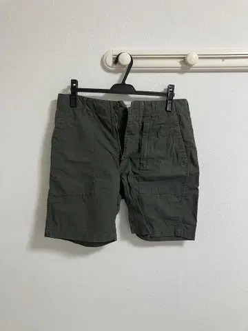 ENGINEERED GARMENTS 올리브 퍼티그 숏팬츠 S