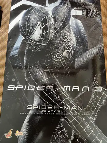 핫토이즈 스파이더맨 블랙 슈트 스파이더맨 3