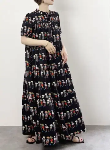 피플 패턴 티어드 원피스 새상품 미착용