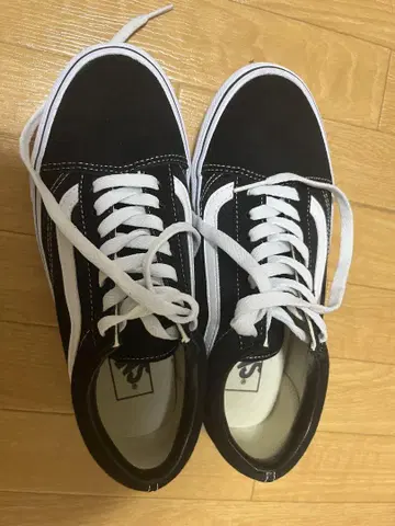 Vans 블랙 스니커즈 24.0