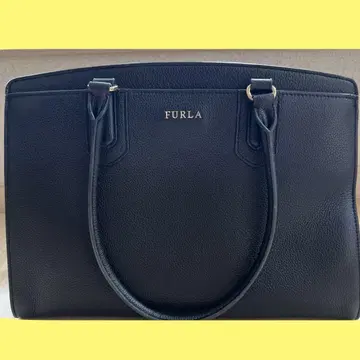 FURLA 블랙 가죽 비즈니스 백