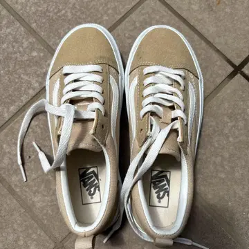 Vans 베이지 스니커즈
