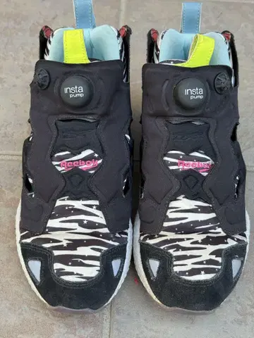 Reebok x X-girl INSTA PUMP FURY