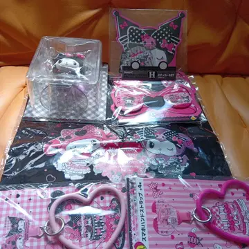 My Melody & Kuromi 피규어 50주년 기념
