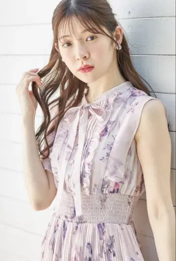 tocco closet 리본 허리 셔링 플라워 플리츠 원피스