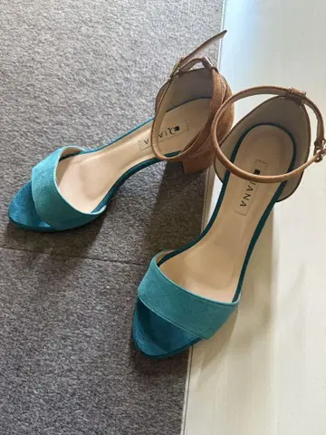 Diana 샌들