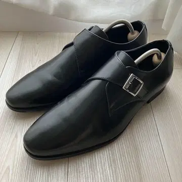 ZARA 블랙 가죽 로퍼 버클
