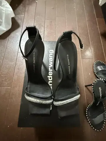 GIUSEPPE ZANOTTI 비쥬 하이힐
