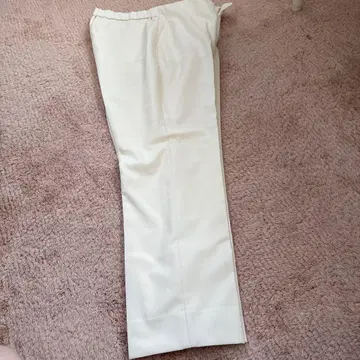INED 화이트 바지 화이트