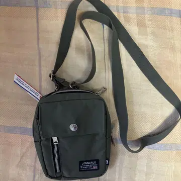LONSDALE 올리브 그린 숄더백
