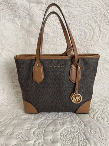 마이클코어스 MICHAEL KORS 토트 백 EVA 엑스트라 스몰