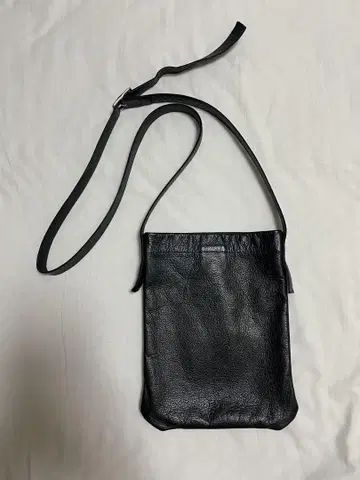 public tokyo 블랙 가죽 숄더백