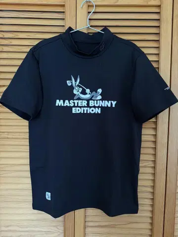 MASTER BUNNY EDITION 사이즈 4 모크넥 블랙