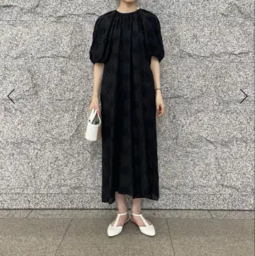 Tomorrowland collection 플라워 자카드 원피스