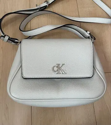 Calvin Klein 숄더백
