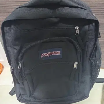 JANSPORT 블랙 백팩