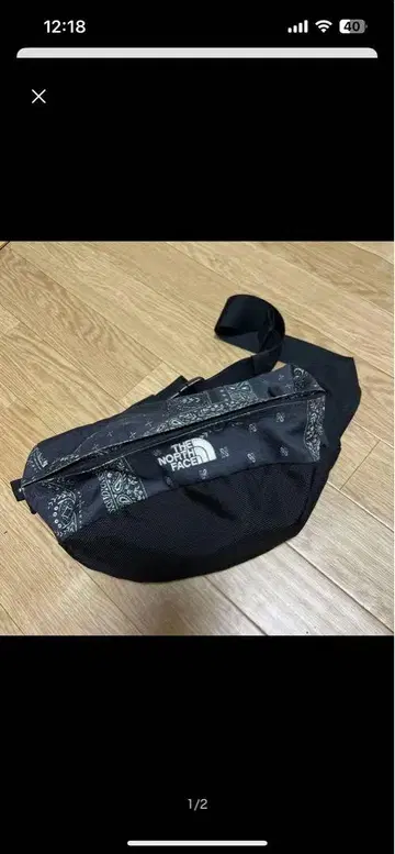 THE NORTH FACE 반다나 패턴 바디백