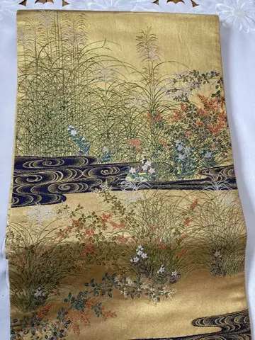 육통 무늬 후쿠로 오비, 꽃과 물 흐름 패턴, 금실, 순수 실크