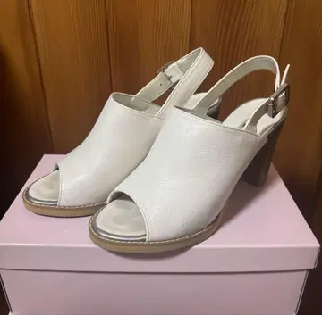 DIANA 화이트 샌들 오픈토 23.5cm