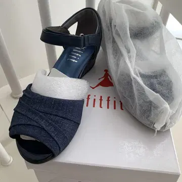 fitfit 스트랩 샌들 24.5