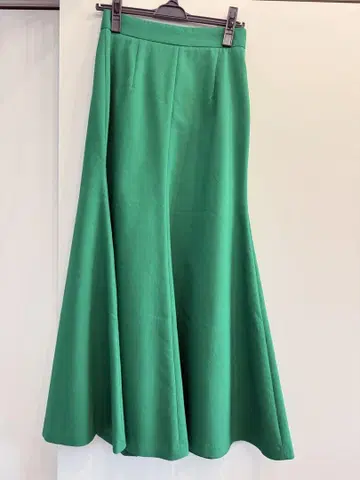 [ 미사용 새상품 ] HIGH POINT MERMAID SKIRT