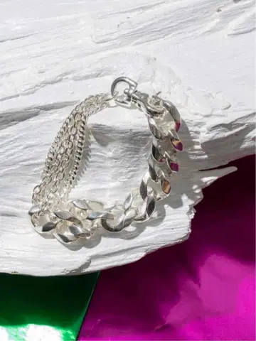 MAISON SPECIAL RANDOMLY DESIGNED JEWELRY