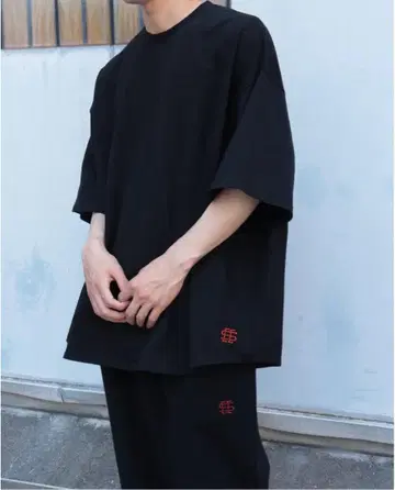 SEE SEE BIG S/S TEE BLACK/ORANGEL