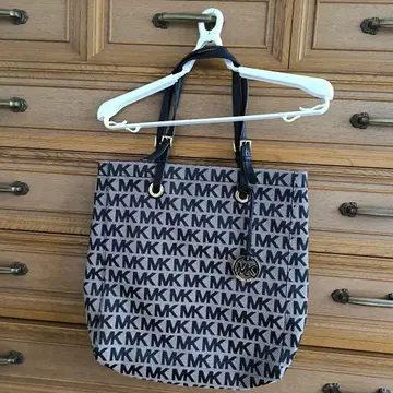 Michael Kors MK 로고 숄더백