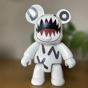 Toy2R 큐이 피규어
