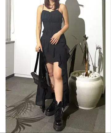 EVRIS 개더 비대칭 롱 원피스 블랙 S