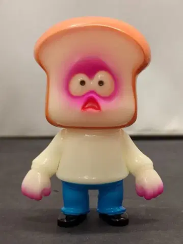 HUMANROBOT TOYS PANDEAD 쇼쿤 GID 컬러 축광 성형