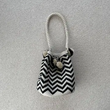 CHILA BAGS 니트 숄더백