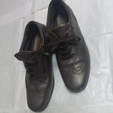 다크 브라운 가죽 신발 지퍼