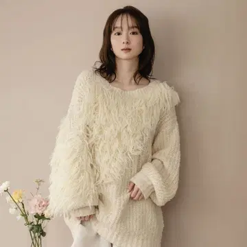mideal 백 디자인 비대칭 샤기 니트