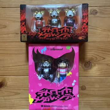 베어브릭 디트로이트 메탈 시티 한정판