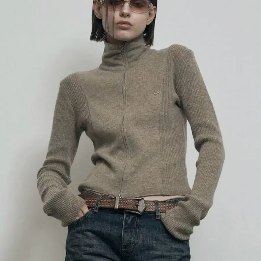 BOHEMIAN SEOUL | 보헤미안서울 Bohemian Seoul Button V-Neck