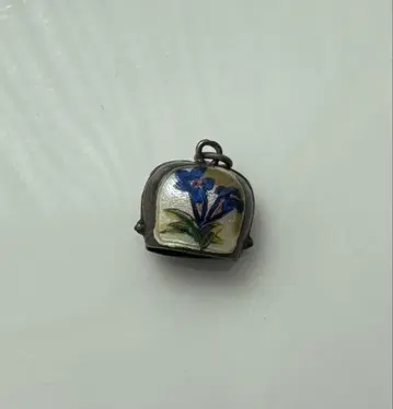 실버 은제 벨 종 플라워 모티브 펜던트 에나멜 참