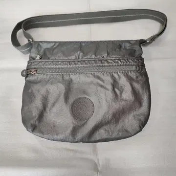 Kipling 그레이 숄더백